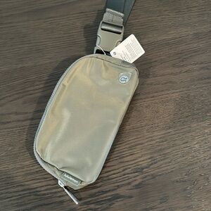 Lululemon Athletica Everywhere Belt Bag